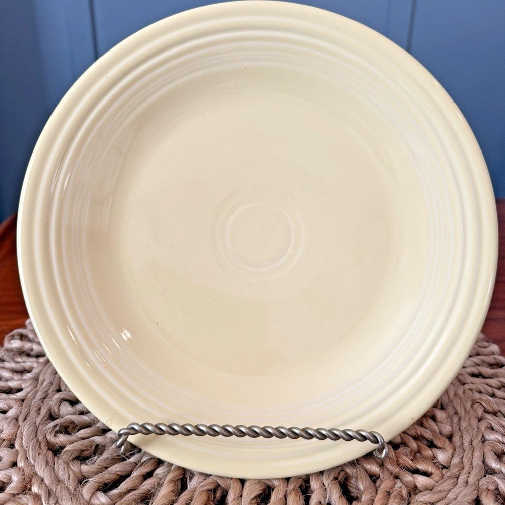 Vintage Sunflower Yellow Fiesta Plates 11.5" –‎ HLC USA – 1980s-2000s – EUC